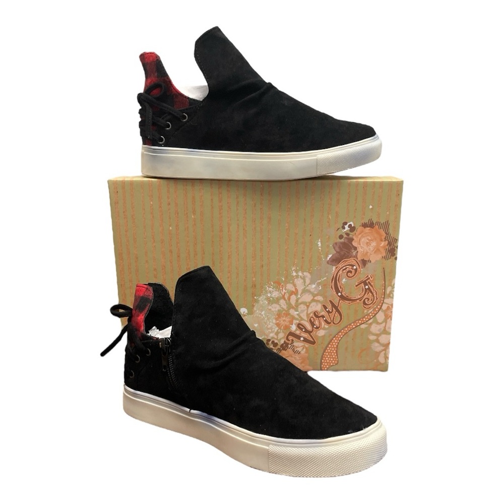 Very G Womens Kimmie Black Casual and Fashion Sneakers New